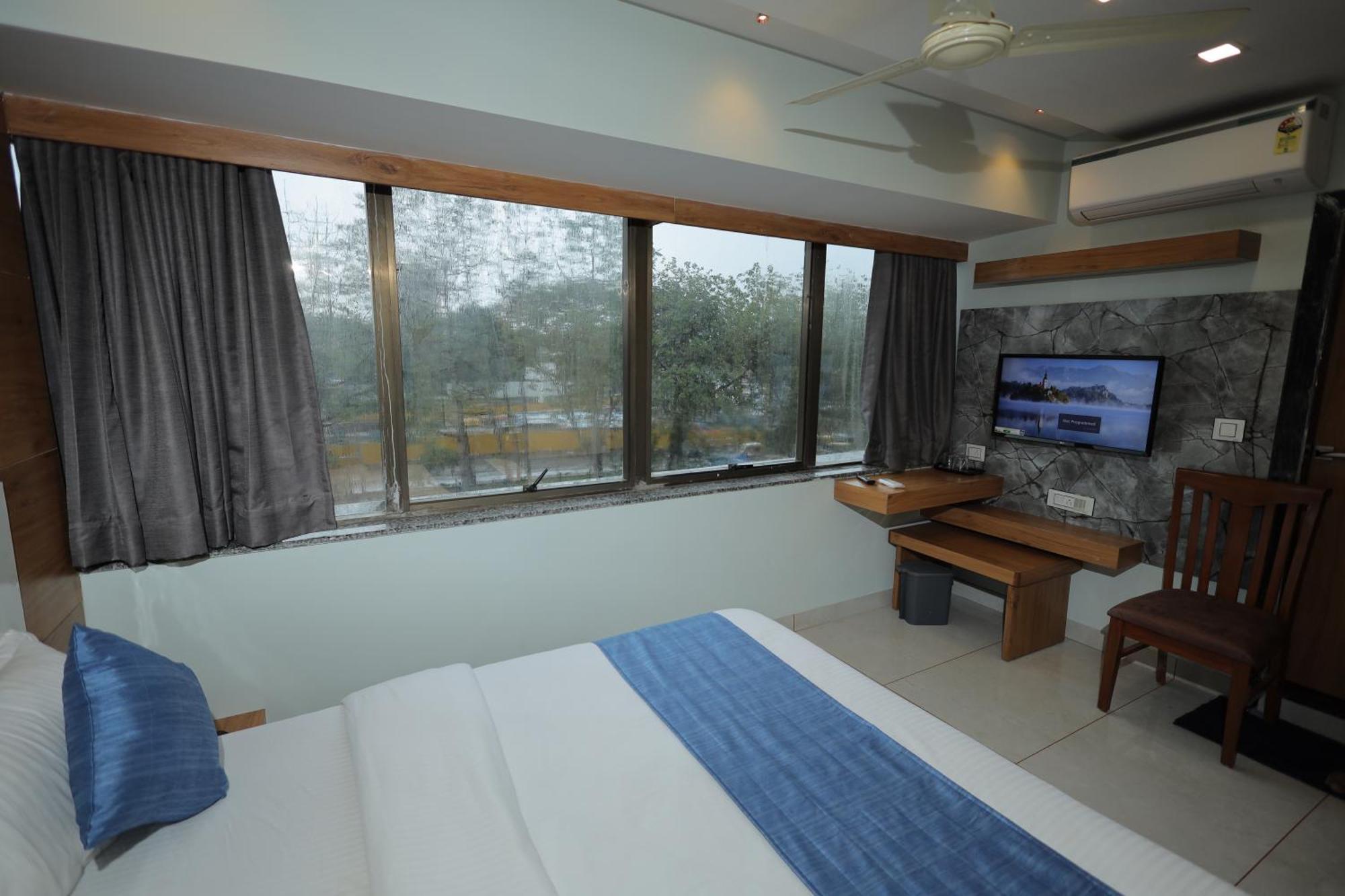 Hotel Rk Fortune Ahmedabad Exterior foto